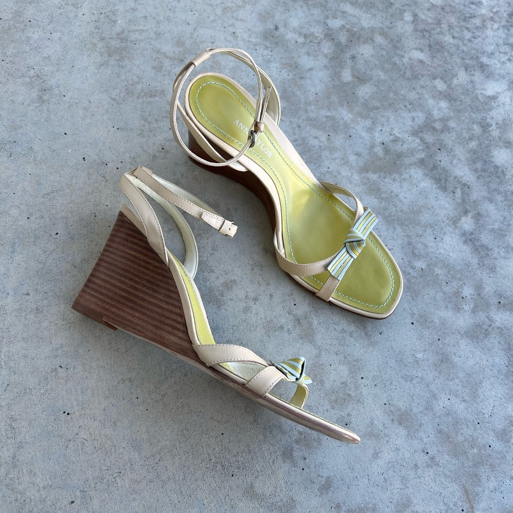 Ann Taylor Beige Wedge Sandals with Lime Insole